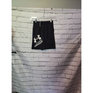 Under Armour Youth Athletic Black Shorts Size S